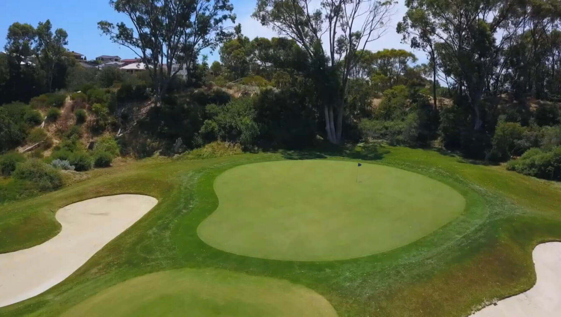 Joondalup Resort - Golf - Lake - Hole 1